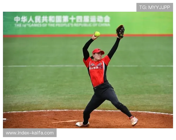 老将的坚持与新秀的成长，全运会垒球赛场上的传承瞬间